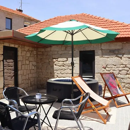 Open Space Com Jacuzzi A 5 Mn Do Centro De * Lamego