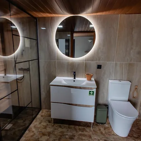 Open Space Com Jacuzzi A 5 Mn Do Centro De Vakantiehuis *